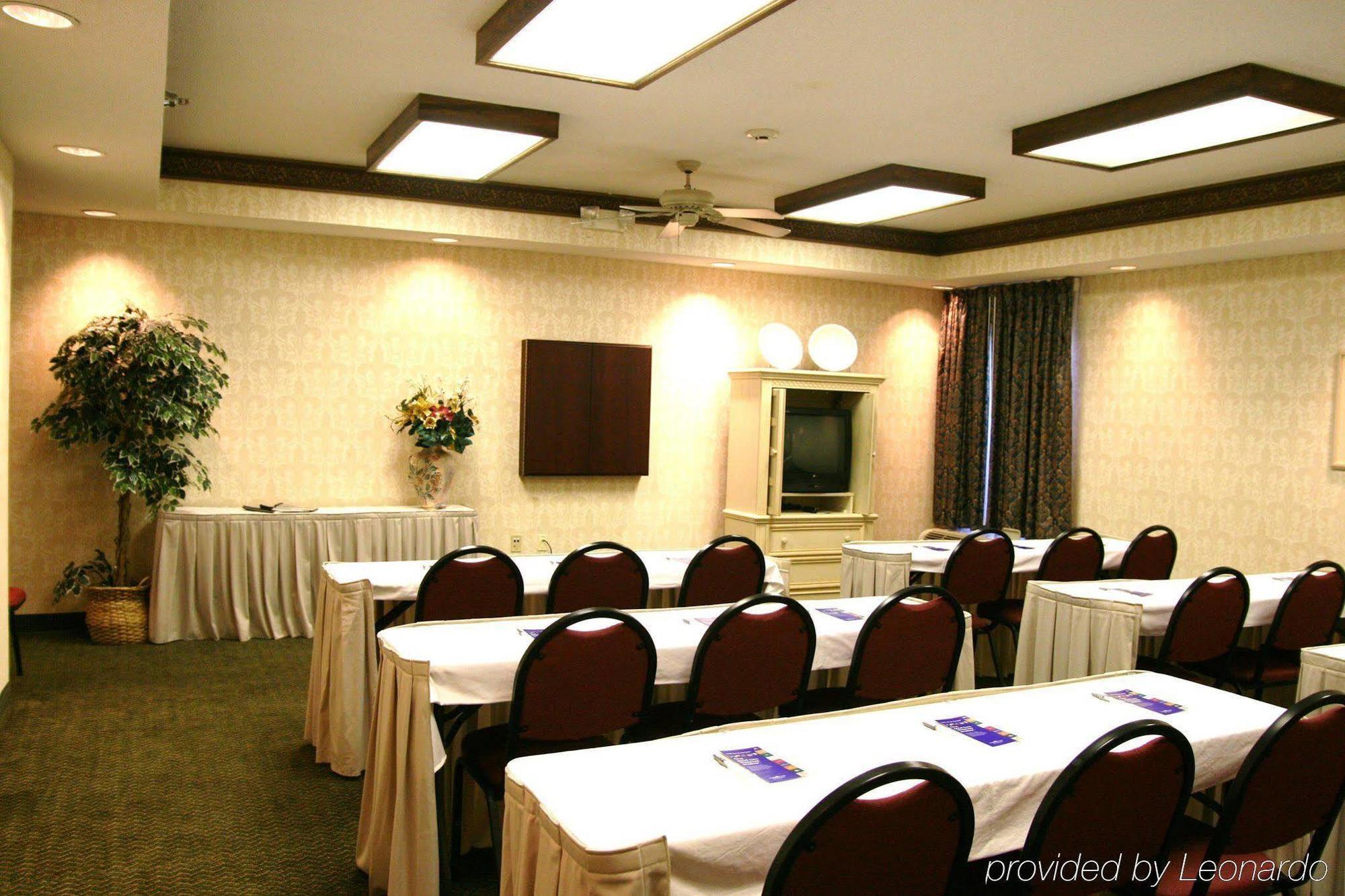 Hampton Inn Jackson Pearl Intrntl Airport Udogodnienia zdjęcie